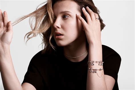 millie bobby brown necklace.